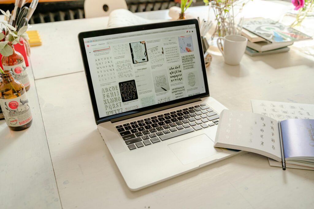 Comment optimiser un petit espace pour le rendre plus fonctionnel pexels shkrabaanthony 4348296